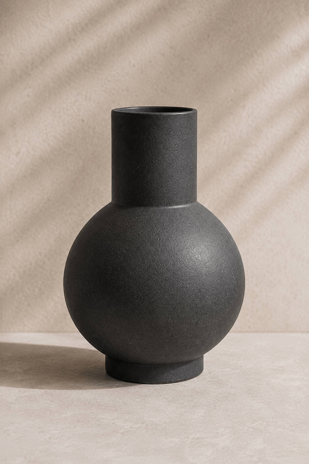 vase noir mat collection design vase noir mat collection design